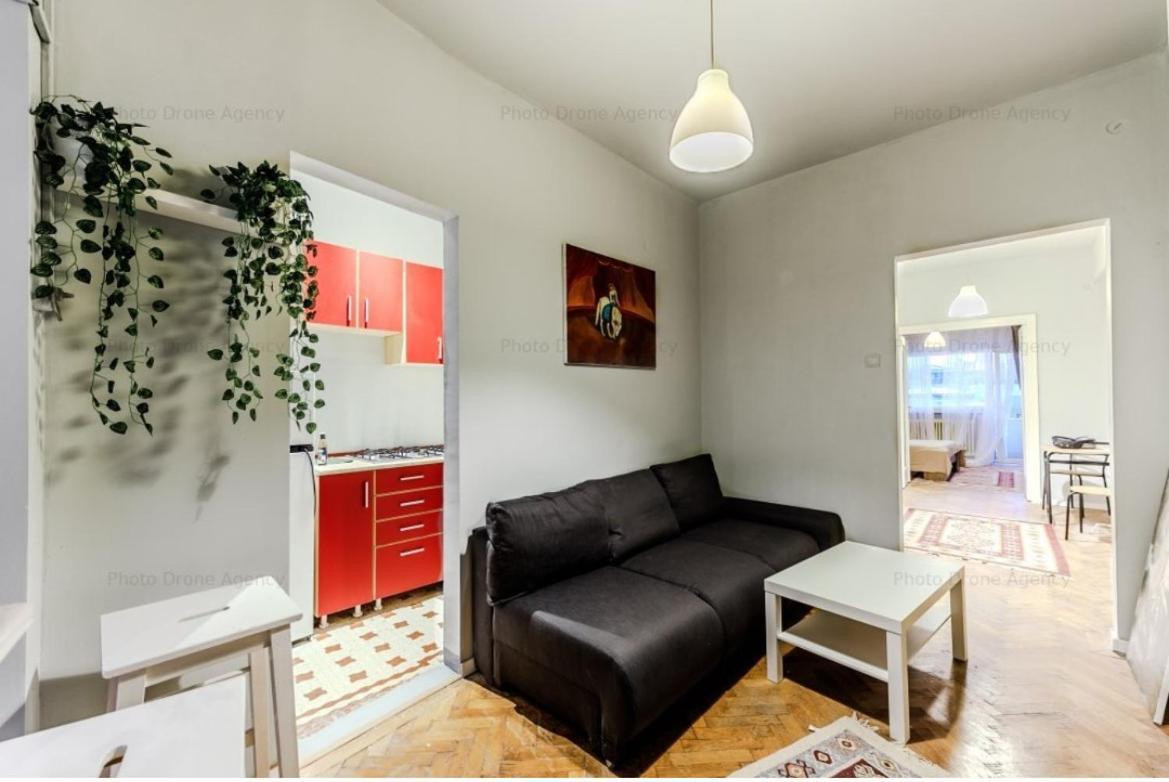 Comfortable Downtown Flat